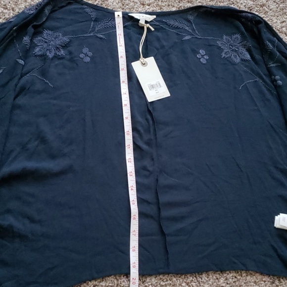 NWT Lucky Brand Embroidered Tie Front Top Sz M/L - Picture 8 of 8
